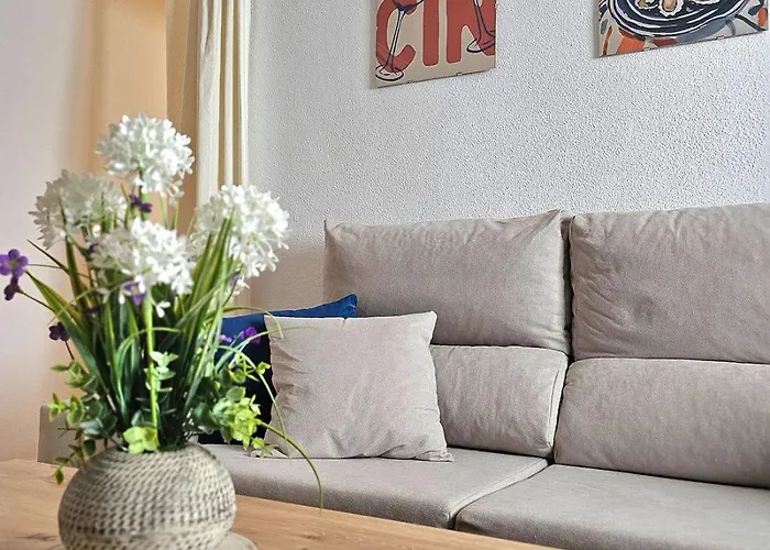 Lucy * טורבייחה